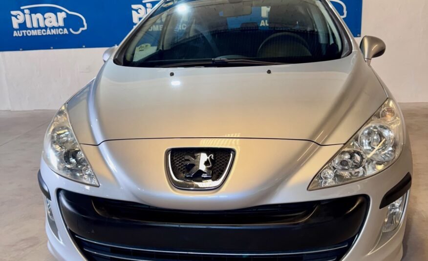 PEUGEOT 308 1.6 HDi Confort