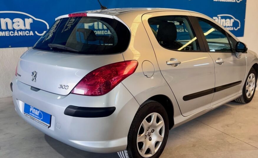 PEUGEOT 308 1.6 HDi Confort