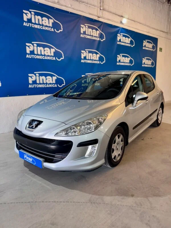 PEUGEOT 308 1.6 HDi Confort