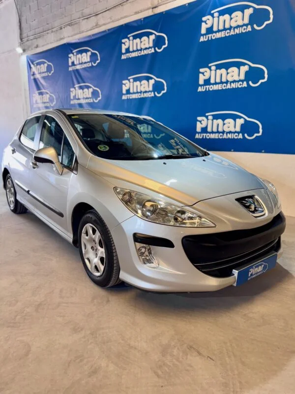 PEUGEOT 308 1.6 HDi Confort