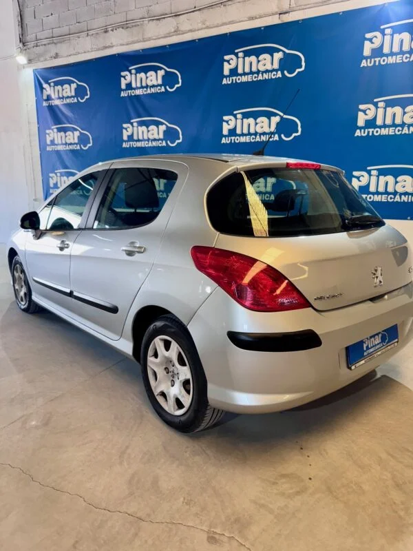 PEUGEOT 308 1.6 HDi Confort