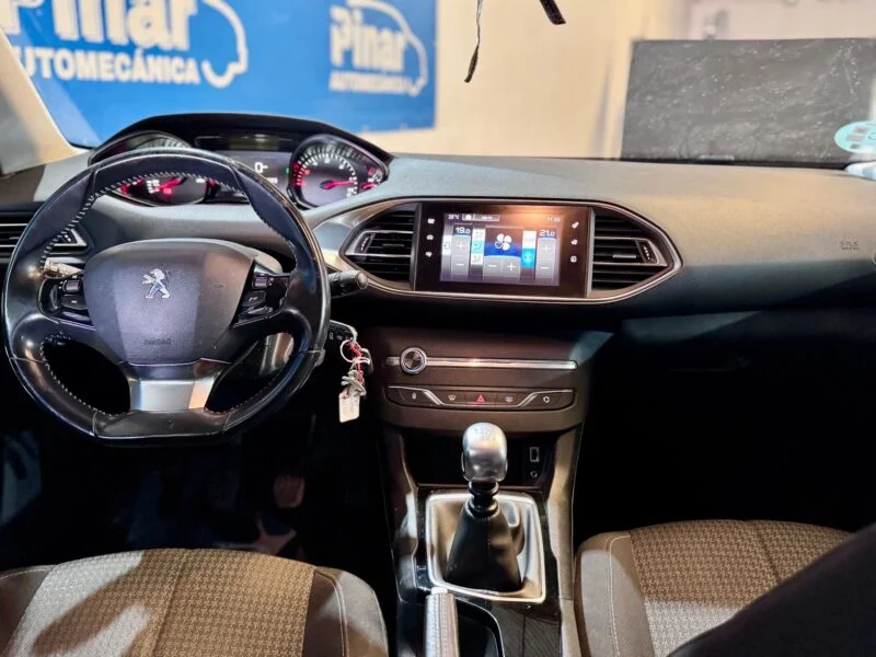 PEUGEOT 308 1.6 BLUE-HDI STYLE