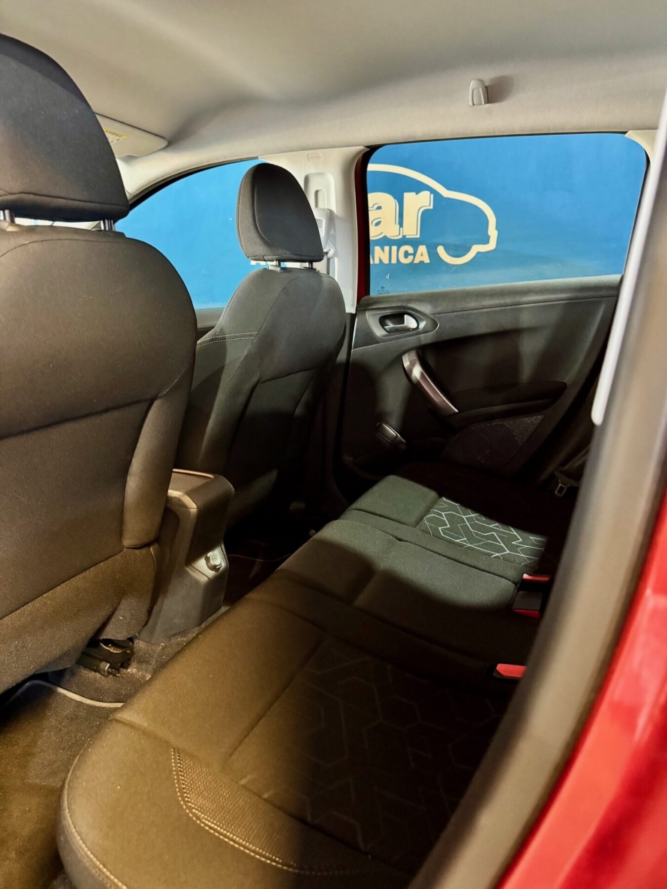 PEUGEOT 2008 1.6 Blue-HDi Style