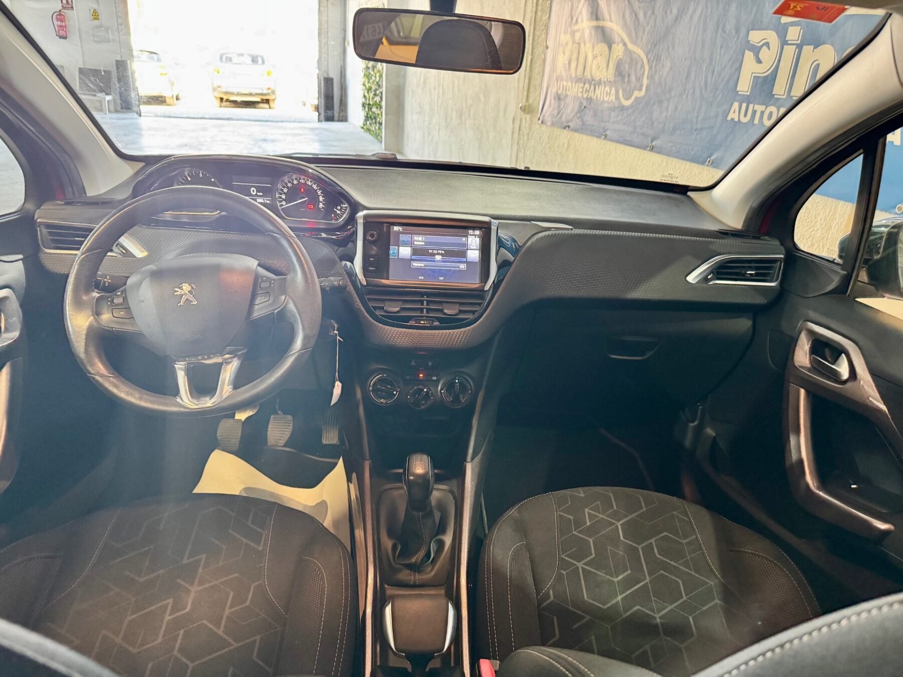 PEUGEOT 2008 1.6 Blue-HDi Style