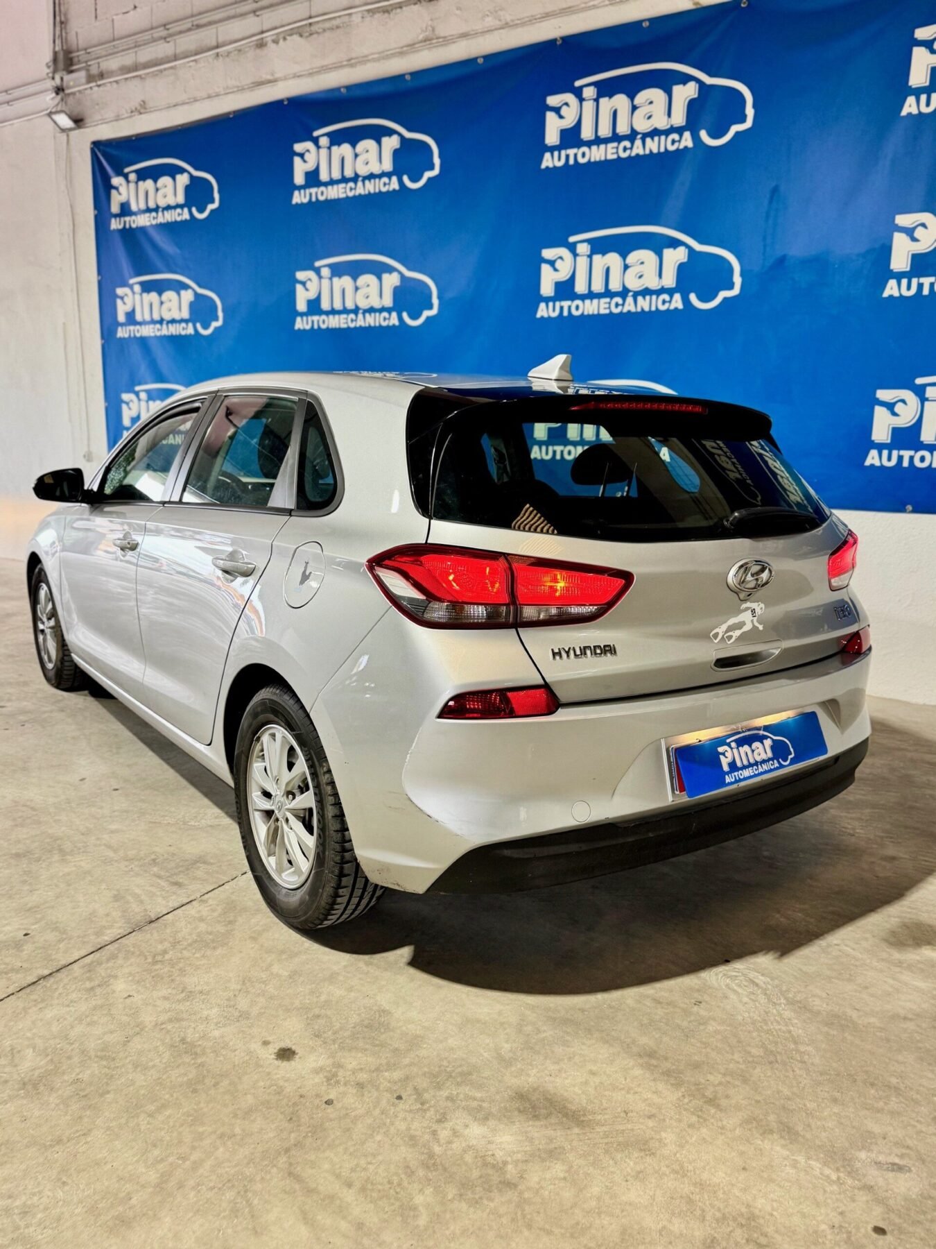 HYUNDAI  i30 1.6 CRDi Link
