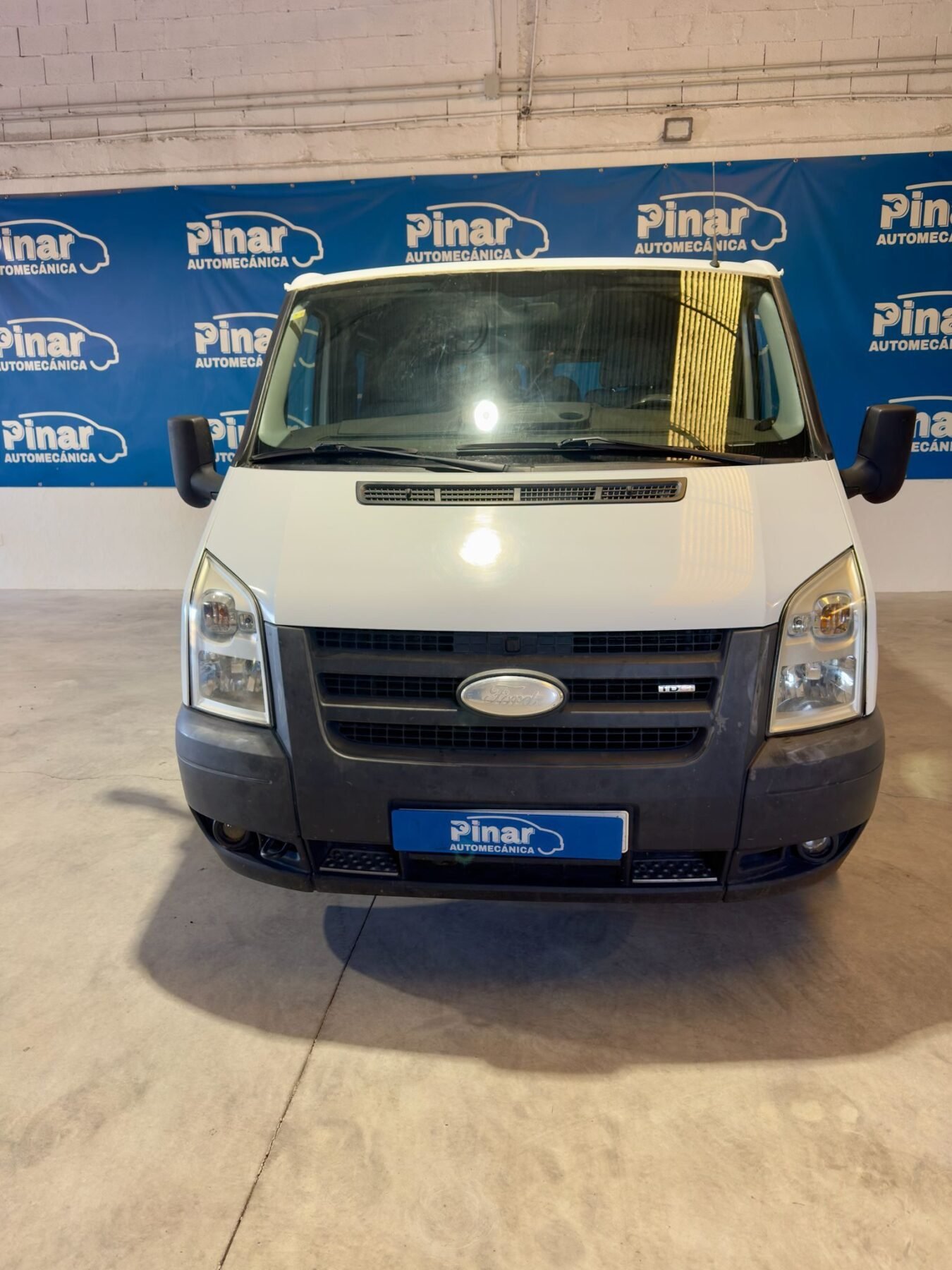 FORD TRANS 2.2