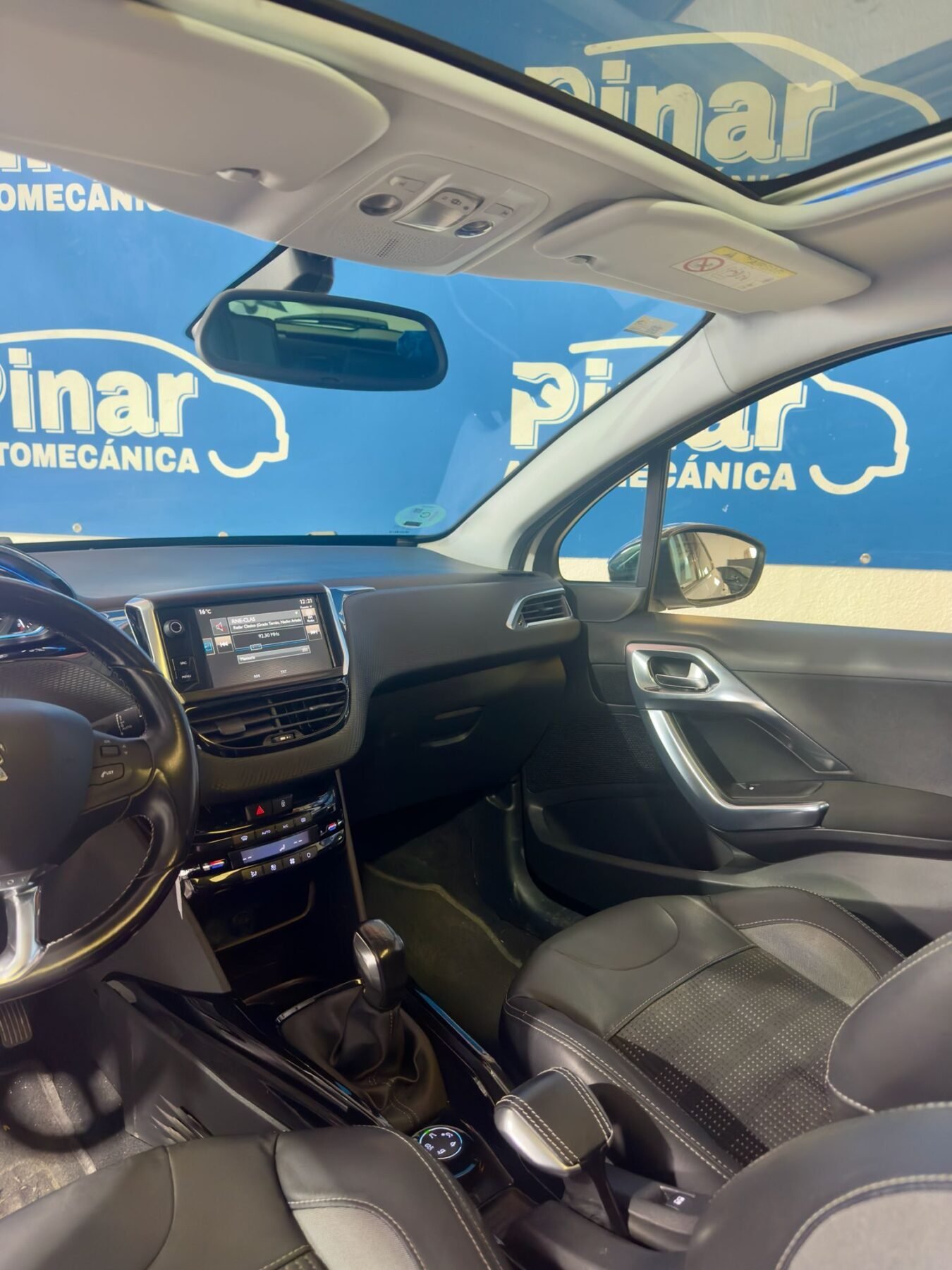 PEUGEOT 2008 1.6 Blue-HDi Allure