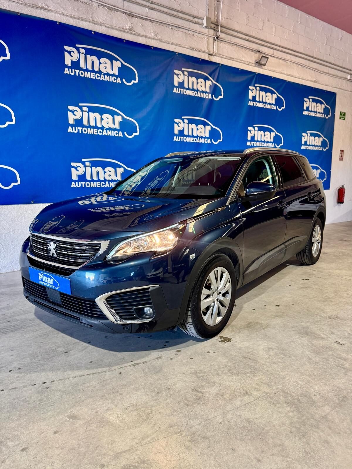 PEUGEOT 5008 1.6 Blue-HDi Active