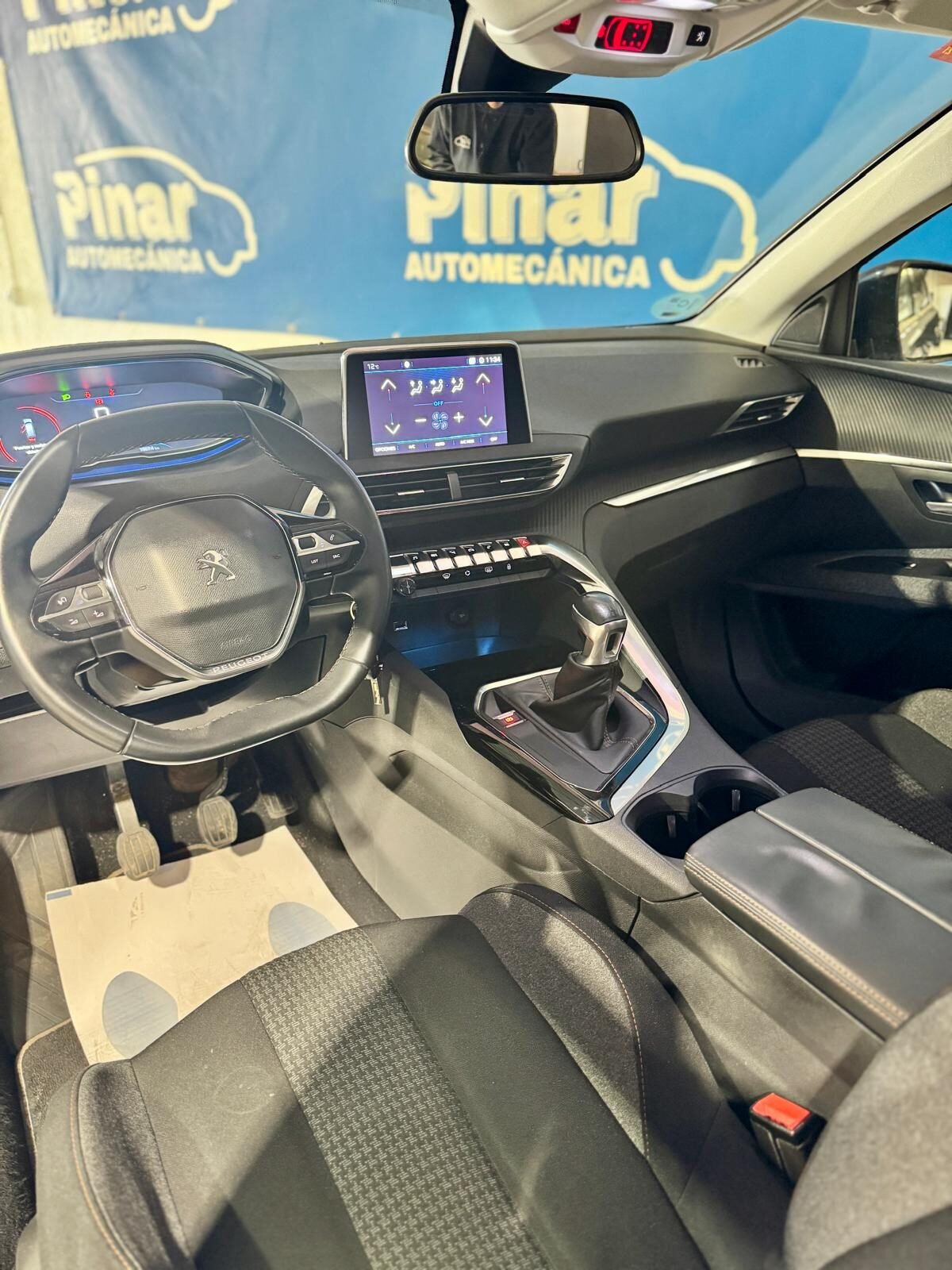 PEUGEOT 5008 1.6 Blue-HDi Active