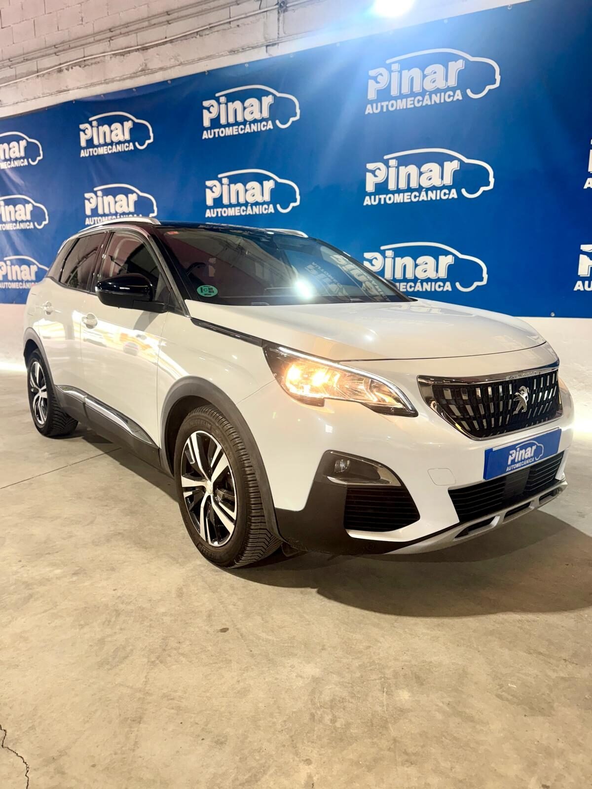 PEUGEOT 3008 1.6 Blue-HDi Allure
