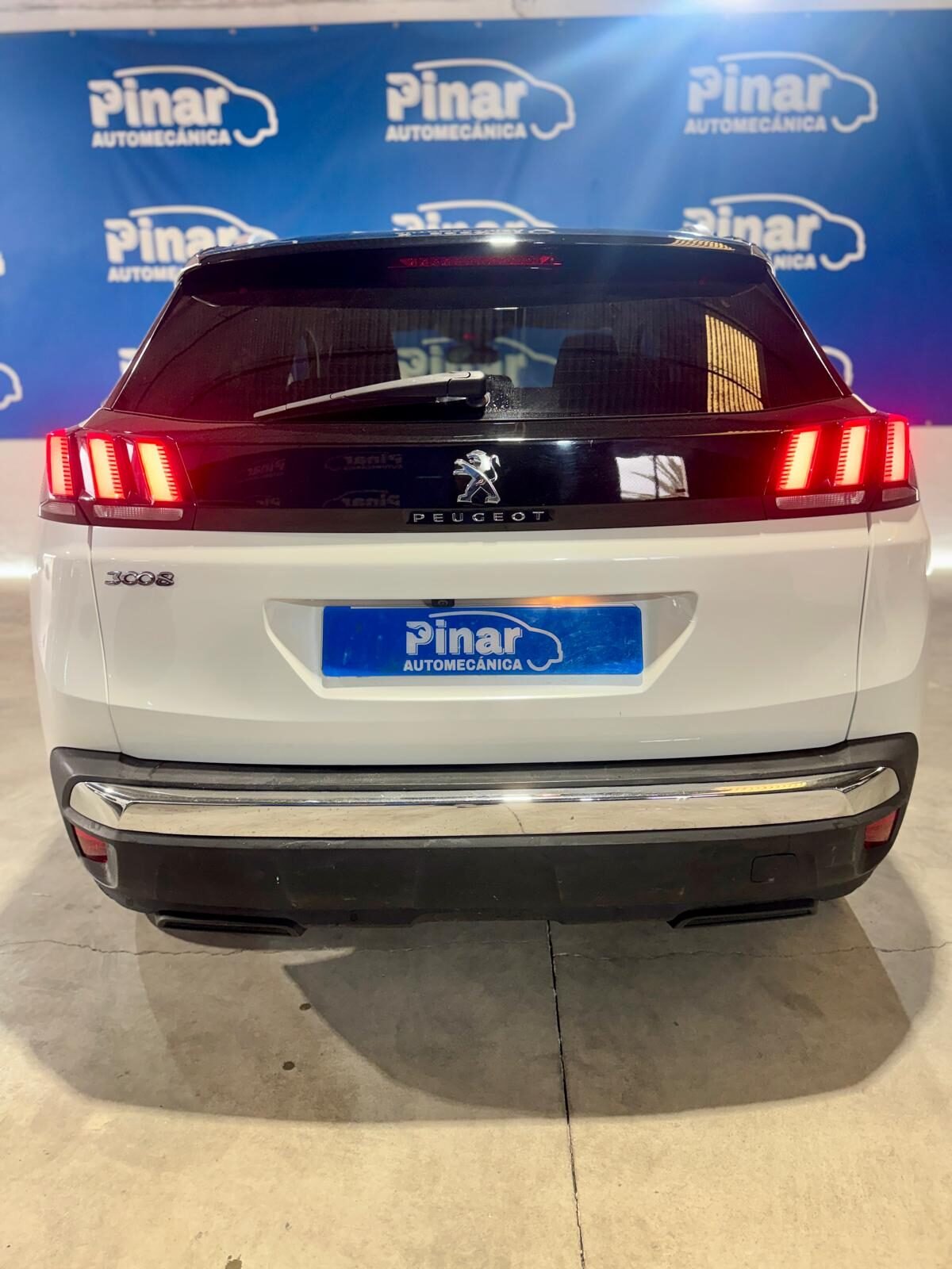 PEUGEOT 3008 1.6 Blue-HDi Allure