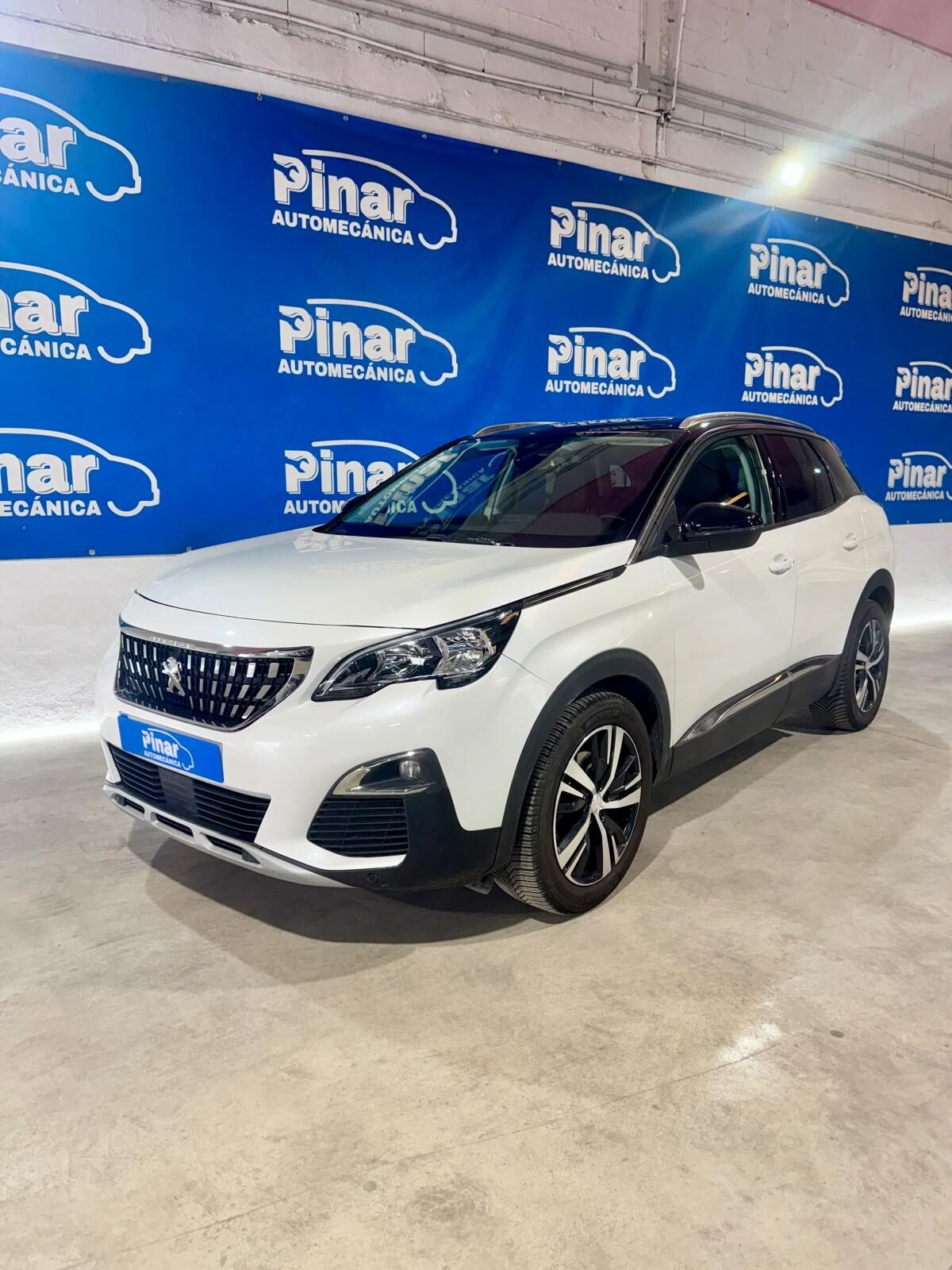 PEUGEOT 3008 1.6 Blue-HDi Allure