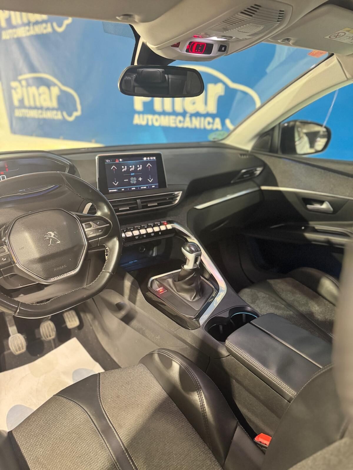 PEUGEOT 3008 1.6 Blue-HDi Allure