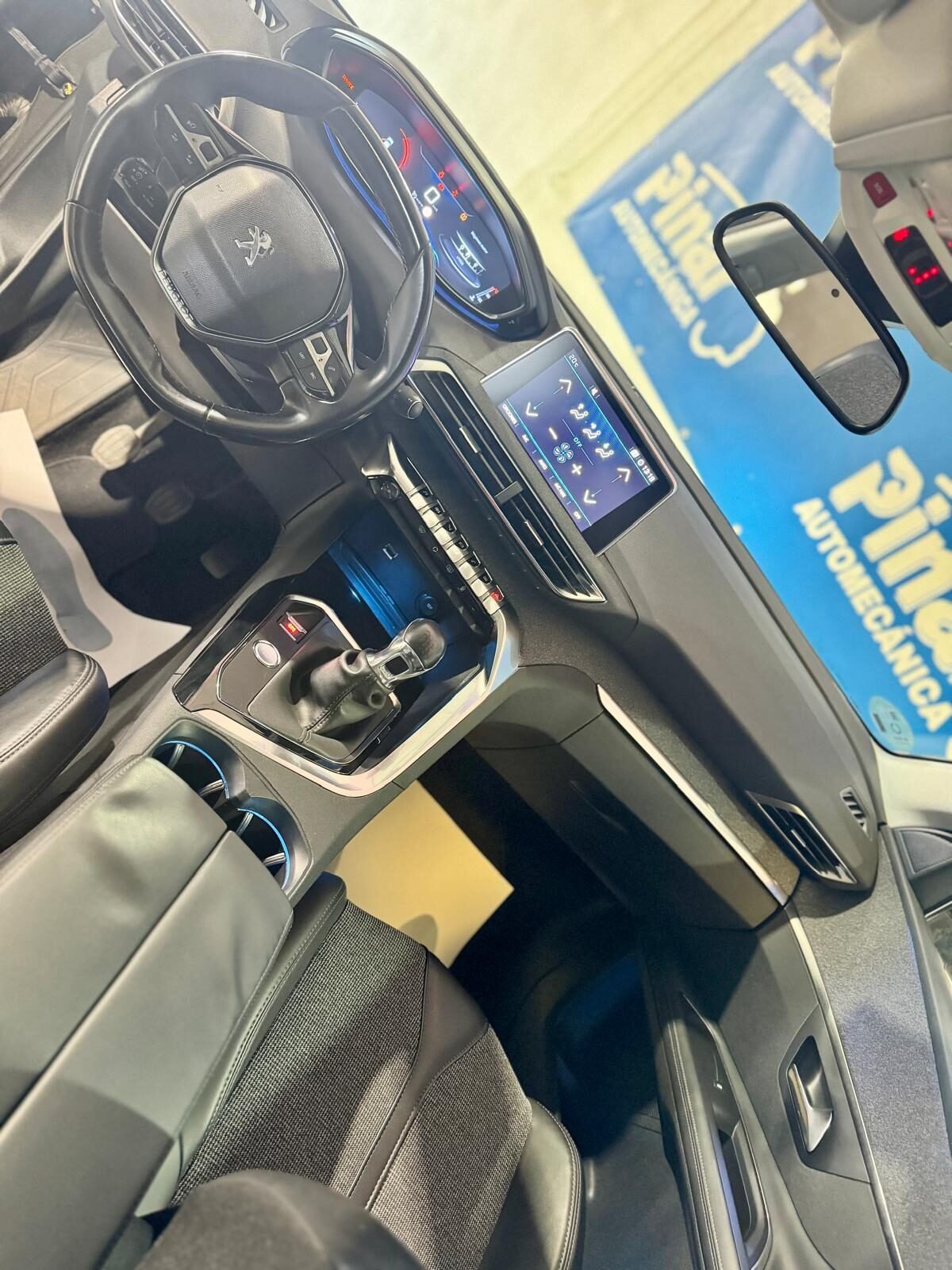 PEUGEOT 3008 1.6 Blue-HDi Allure