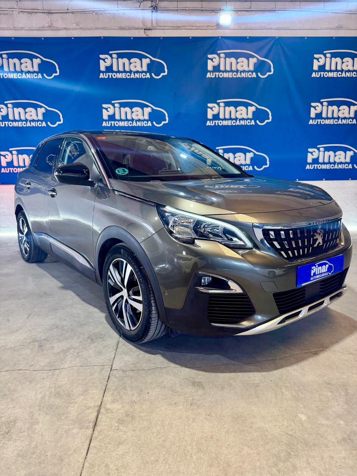 PEUGEOT 3008 1.6 Blue-HDi Allure