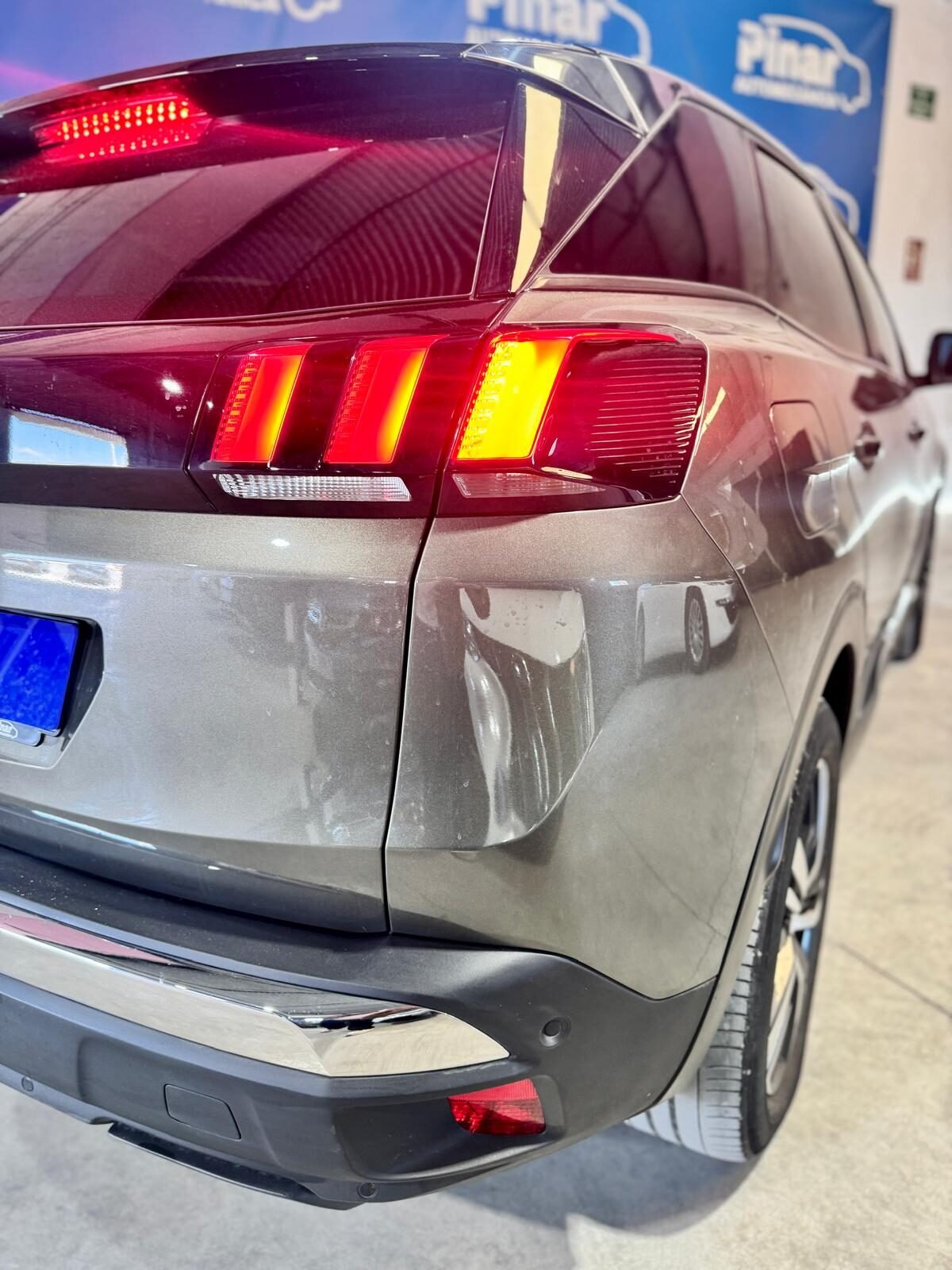 PEUGEOT 3008 1.6 Blue-HDi Allure