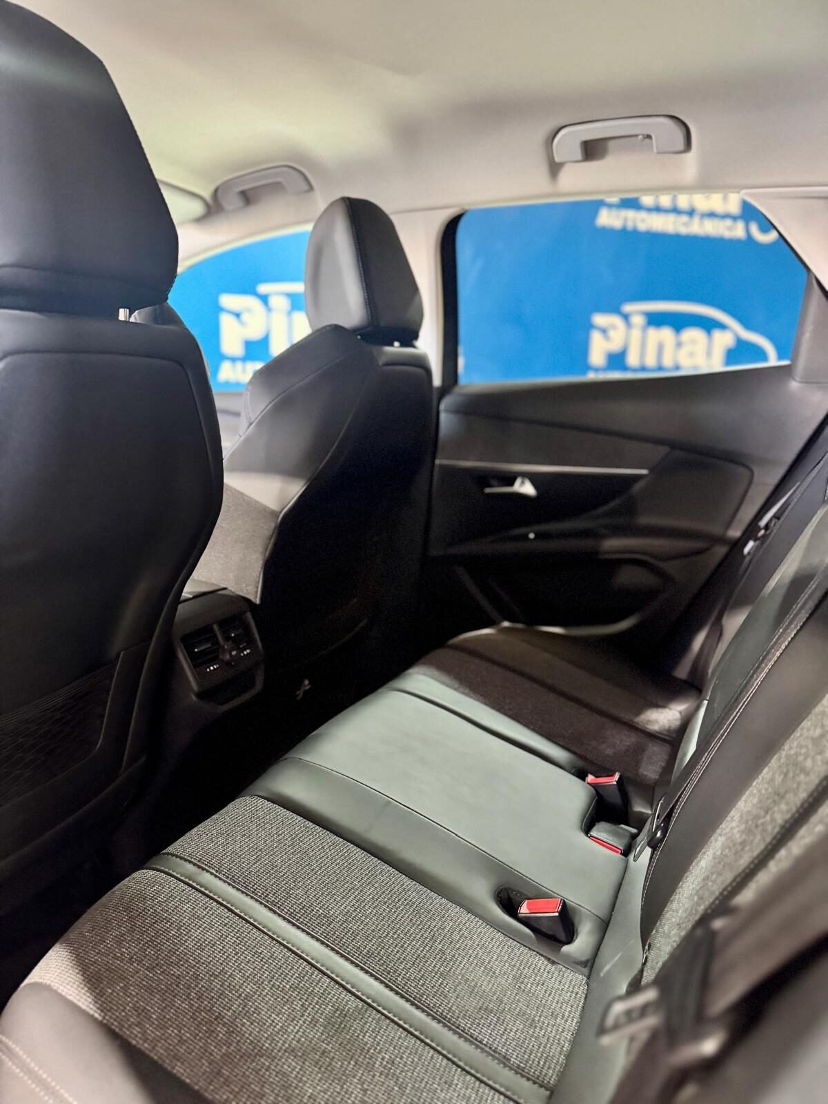 PEUGEOT 3008 1.6 Blue-HDi Allure