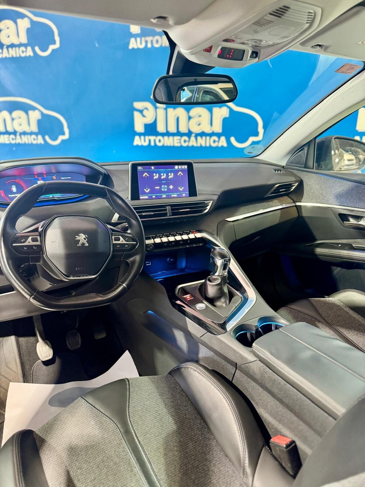 PEUGEOT 3008 1.6 Blue-HDi Allure