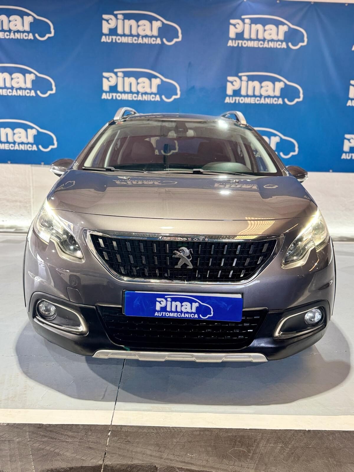 PEUGEOT 2008 Peugeot 2008 1.6 Blue-HDi Allure