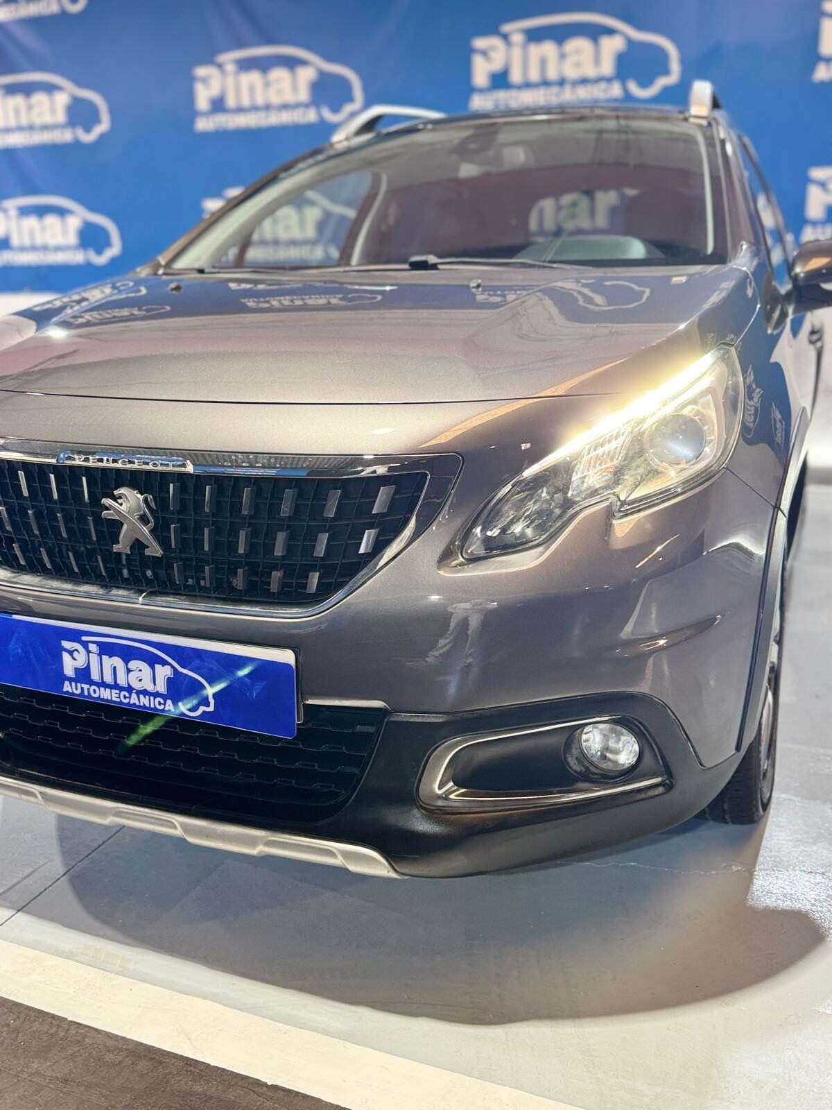 PEUGEOT 2008 Peugeot 2008 1.6 Blue-HDi Allure