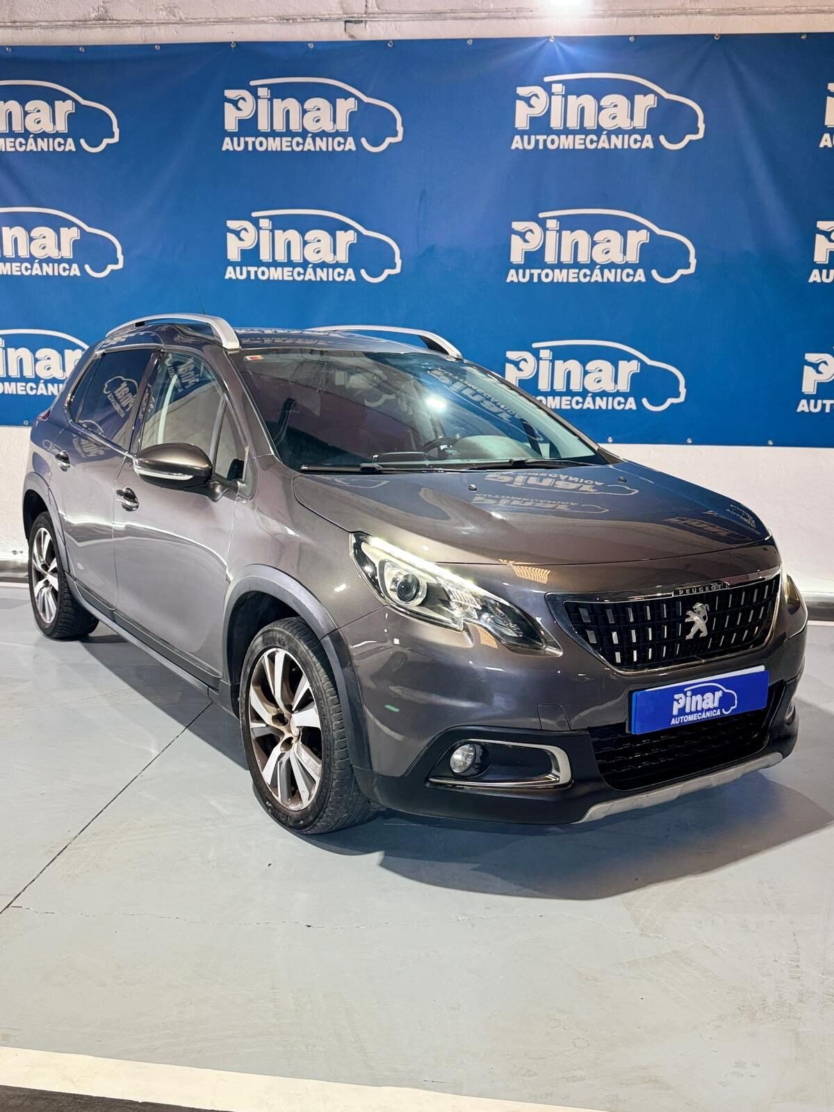 PEUGEOT 2008 Peugeot 2008 1.6 Blue-HDi Allure
