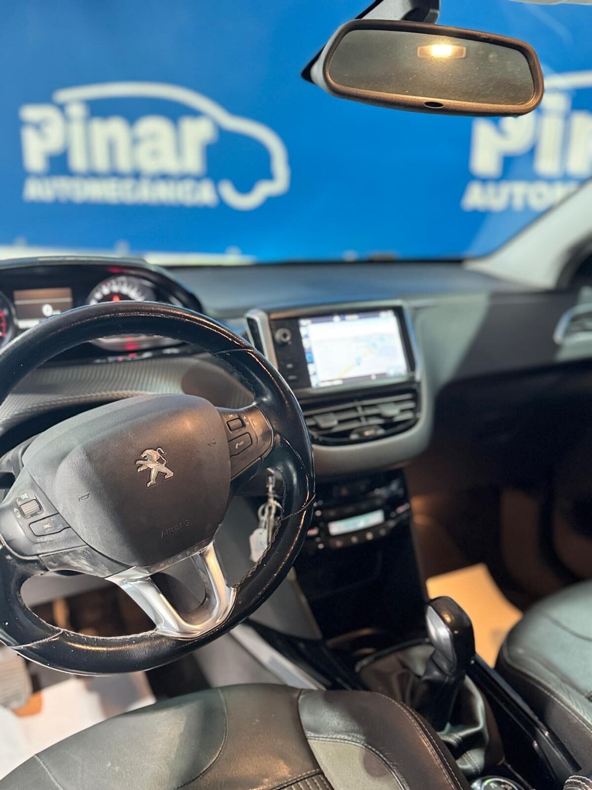 PEUGEOT 2008 Peugeot 2008 1.6 Blue-HDi Allure