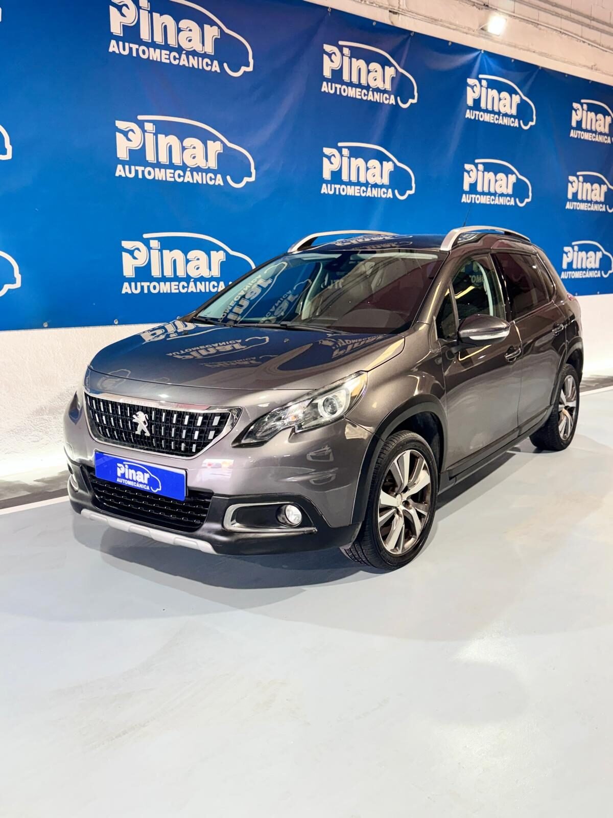 PEUGEOT 2008 Peugeot 2008 1.6 Blue-HDi Allure