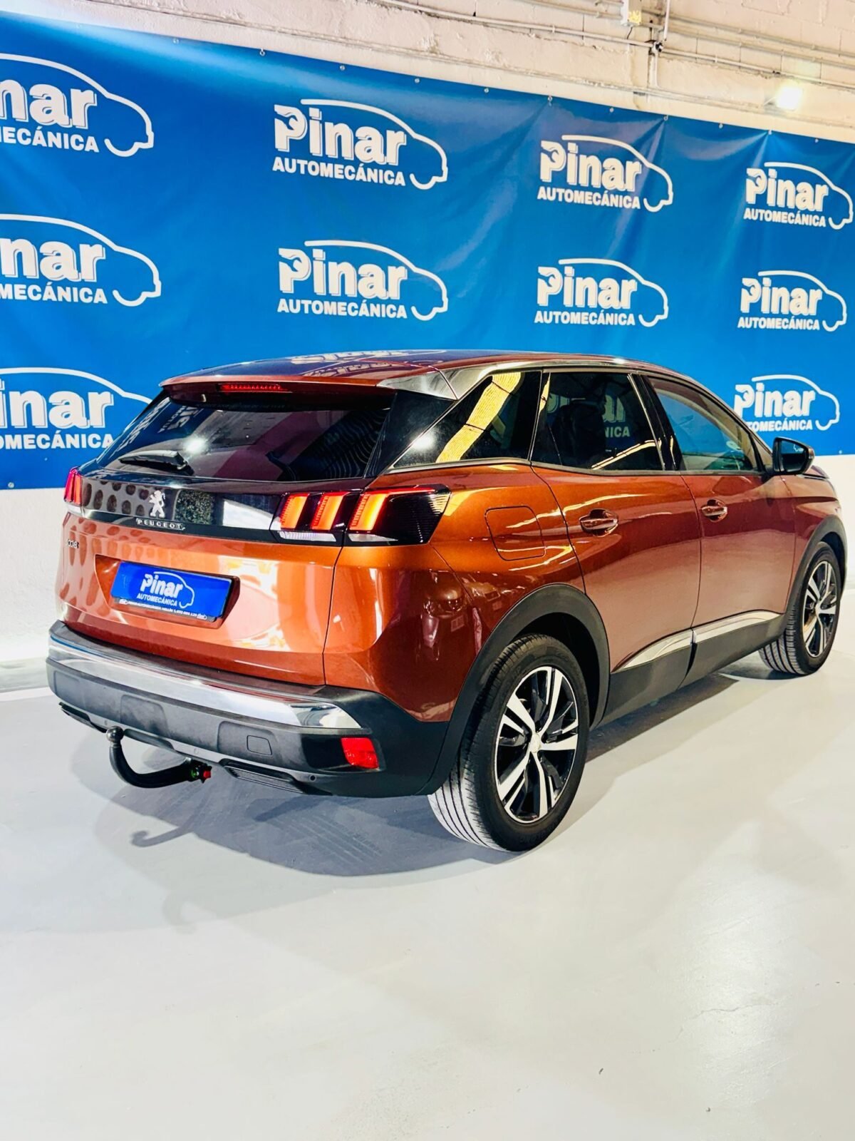 PEUGEOT 3008  1.6 Blue-HDi Allure
