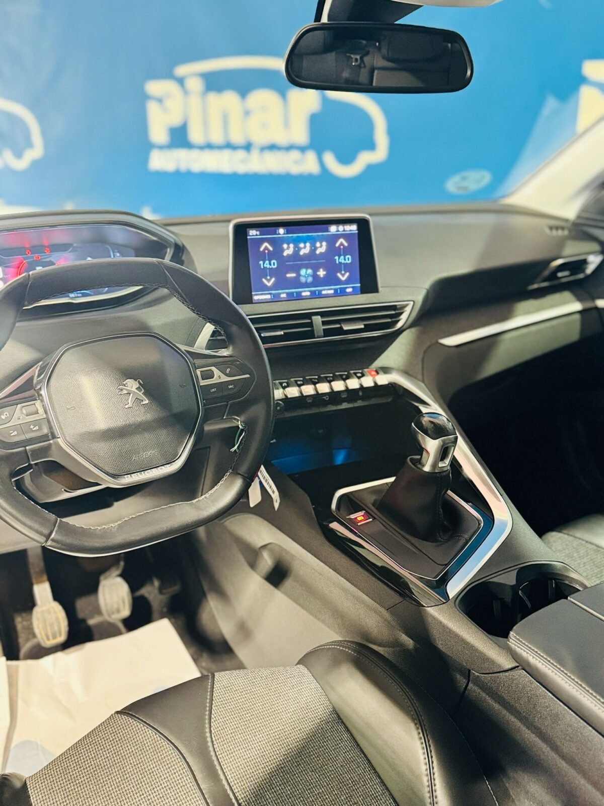 PEUGEOT 3008  1.6 Blue-HDi Allure