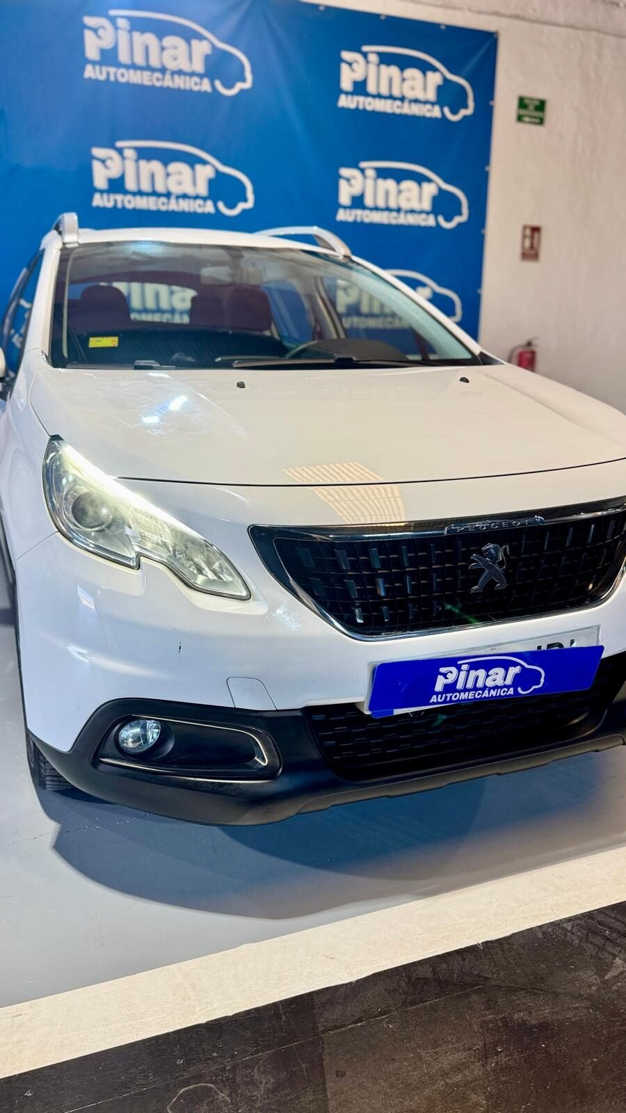 PEUGEOT 2008 1.6 Blue-HDi Active