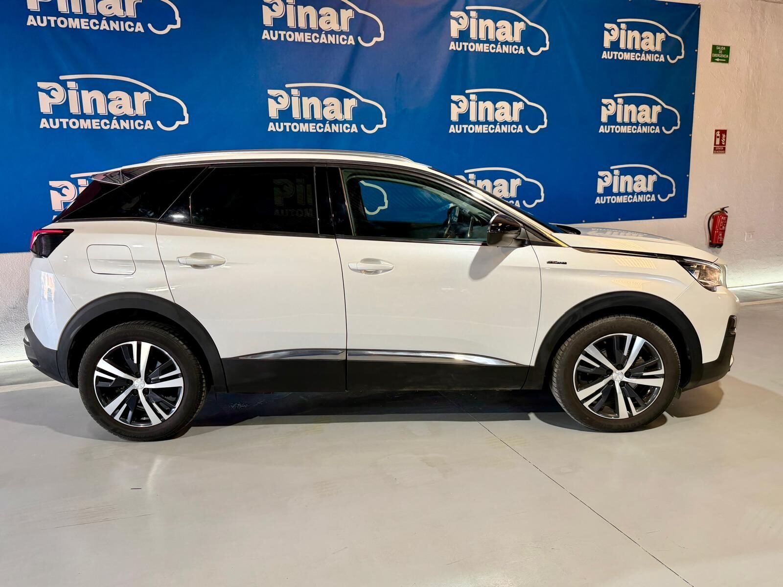 PEUGEOT 3008 1.5 GT LINE 