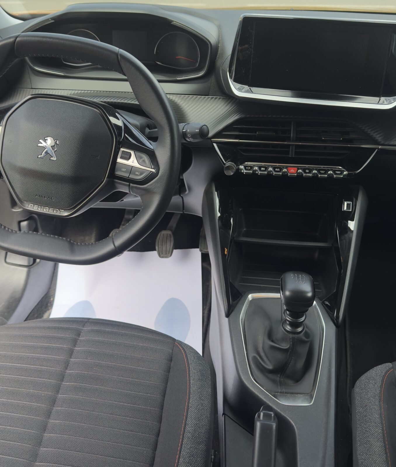 PEUGEOT 2008 1.5 Blue-HDi Active Pack