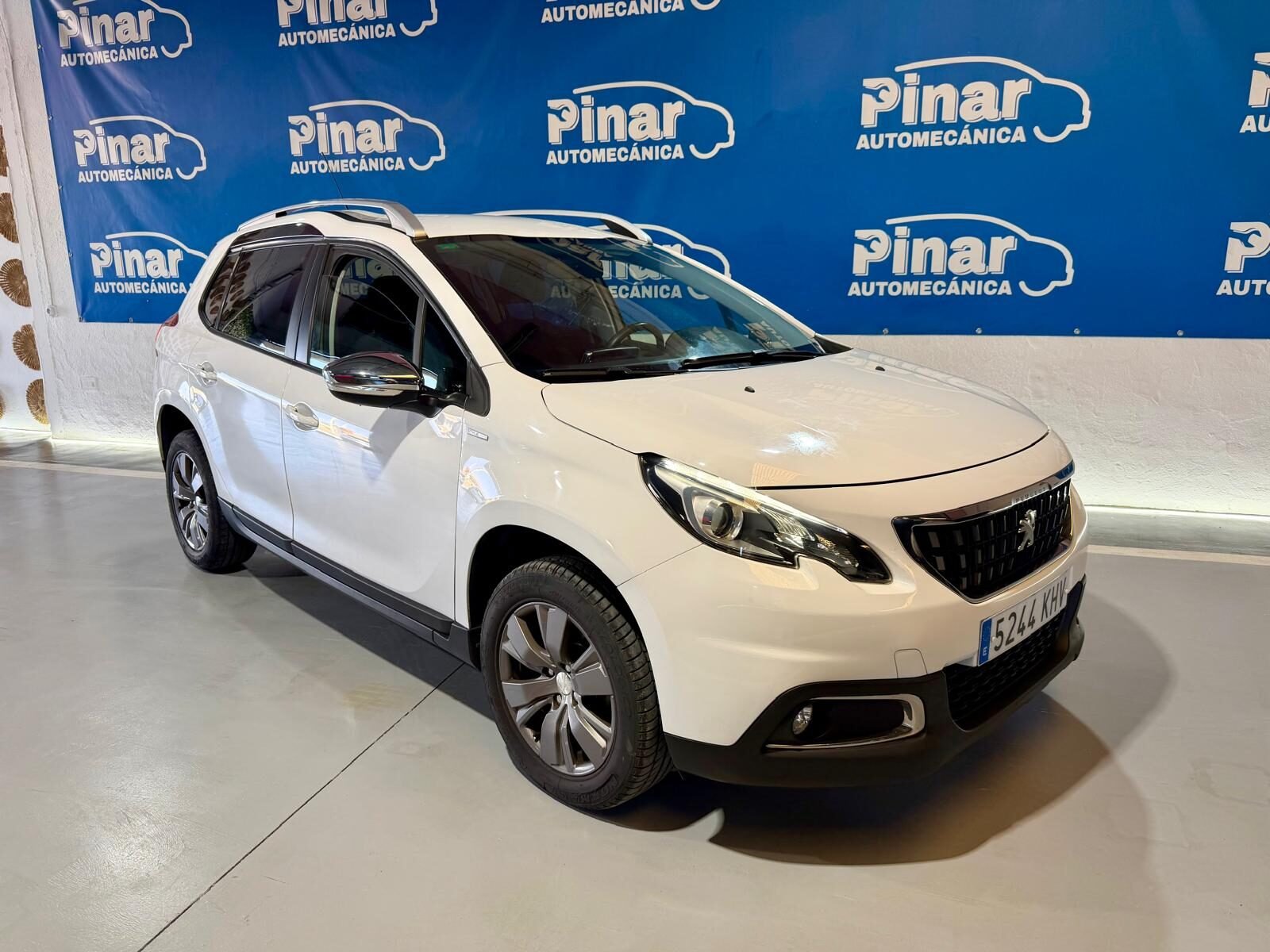 PEUGEOT 2008 1.6 Blue-HDi Style