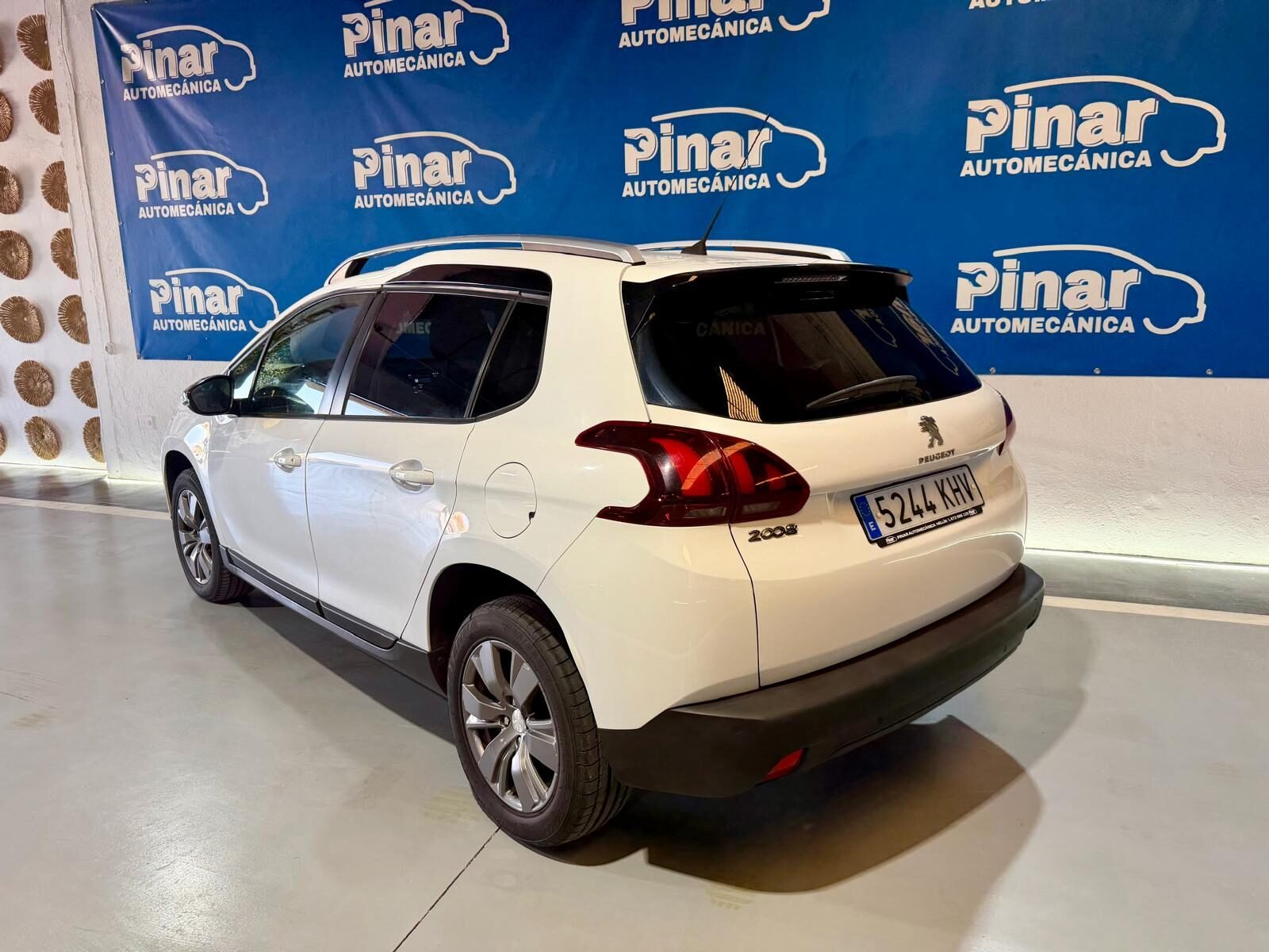 PEUGEOT 2008 1.6 Blue-HDi Style