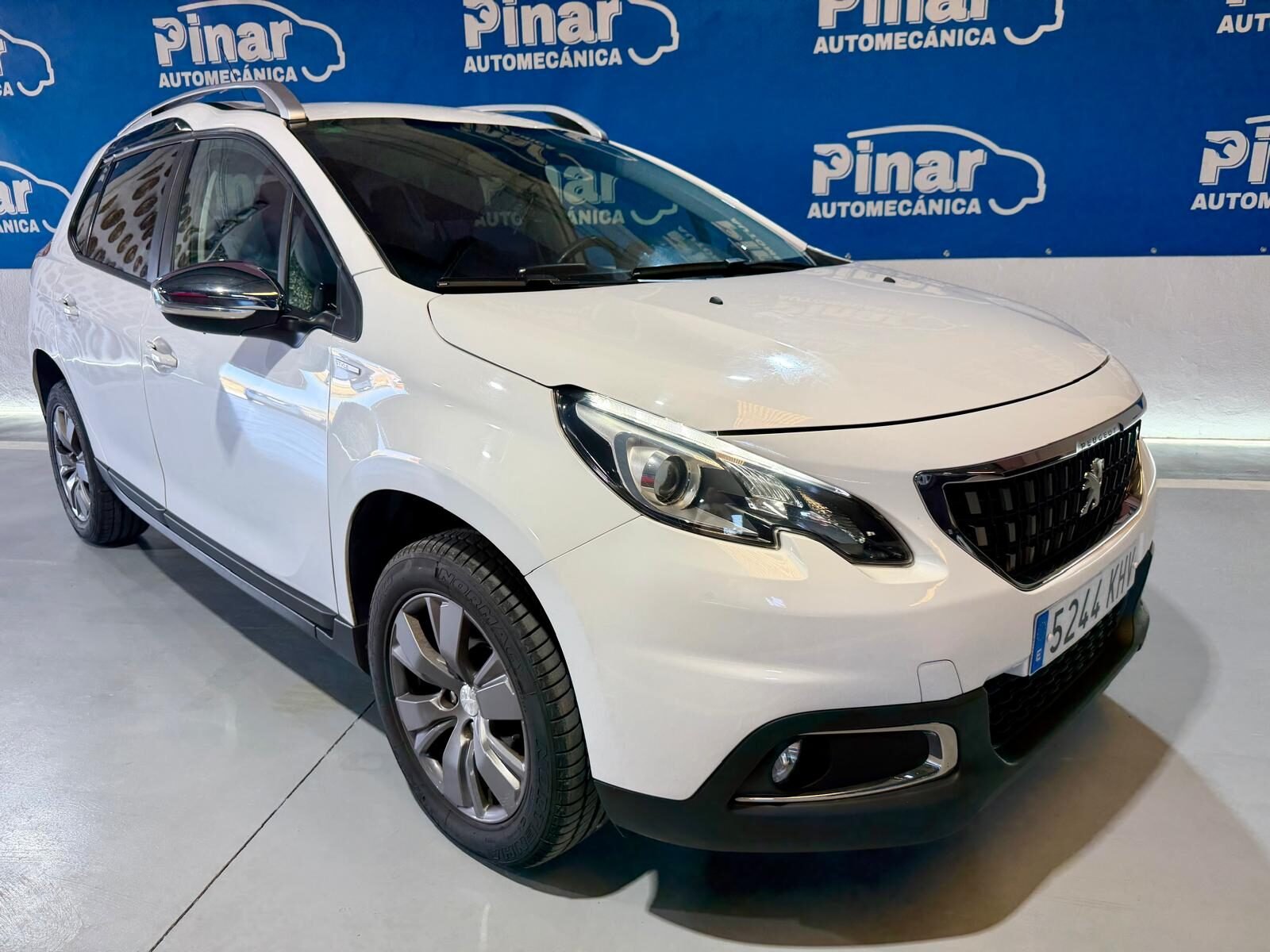 PEUGEOT 2008 1.6 Blue-HDi Style