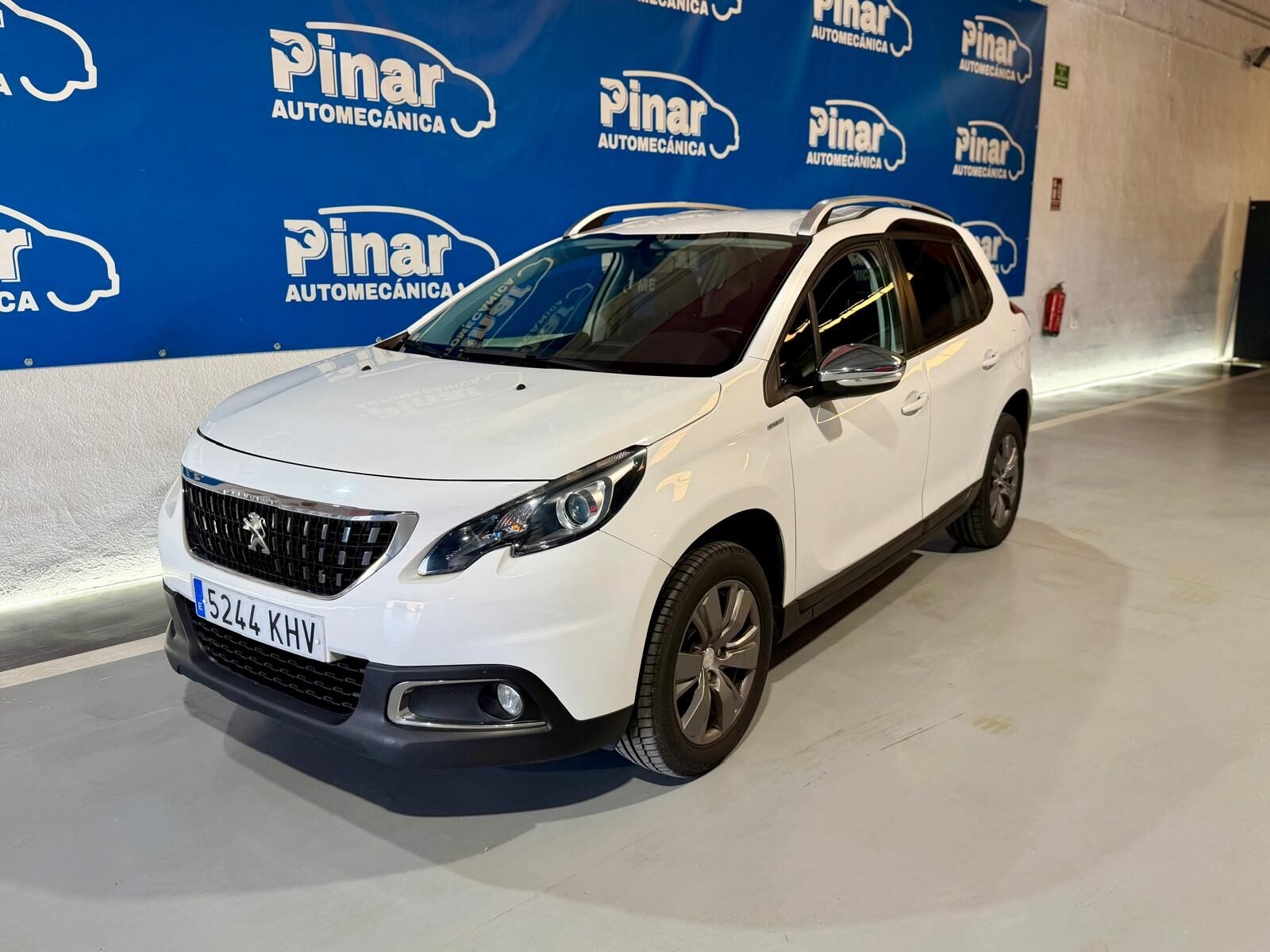 PEUGEOT 2008 1.6 Blue-HDi Style