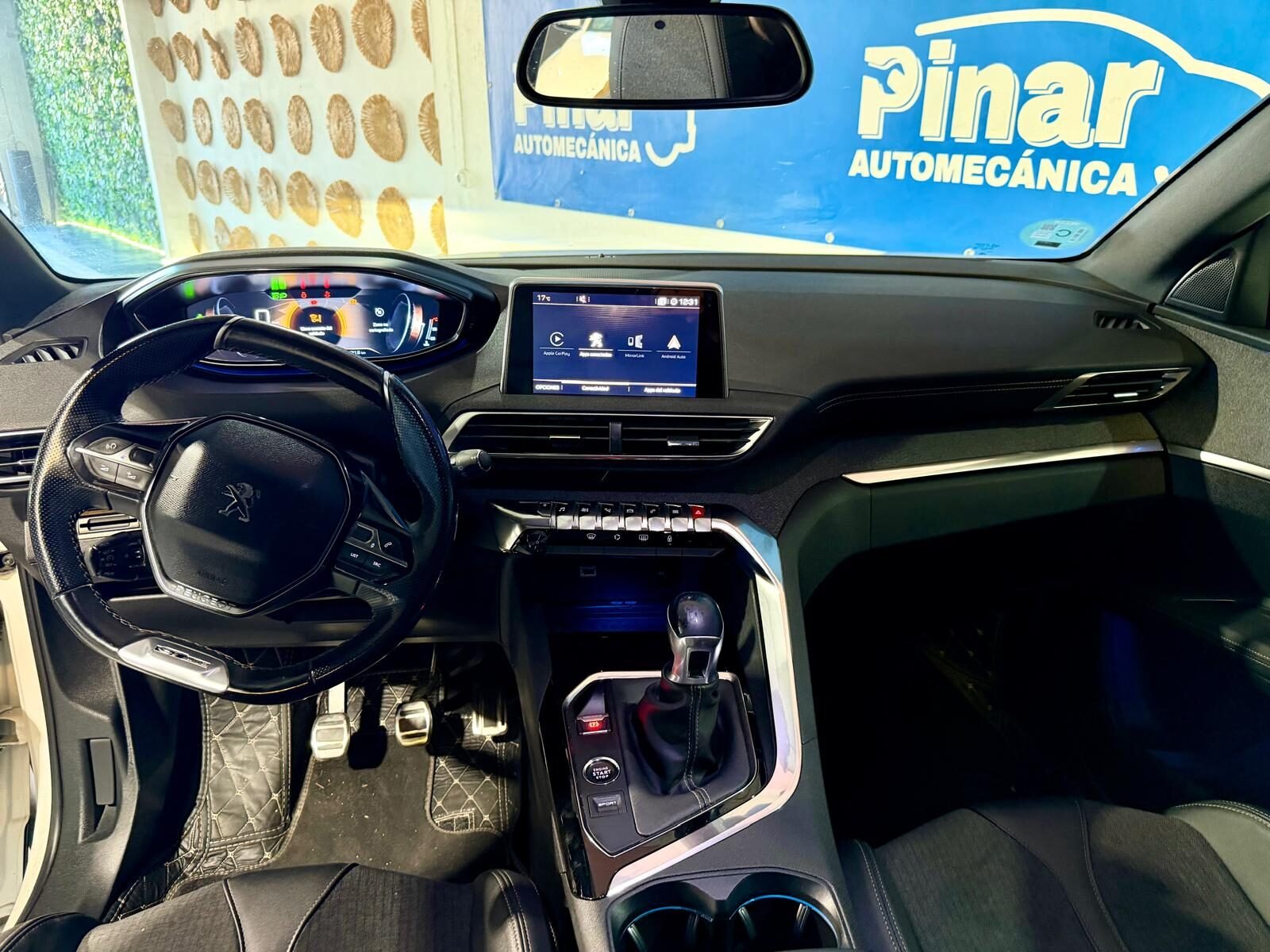PEUGEOT 3008 Blue-HDi GT Line
